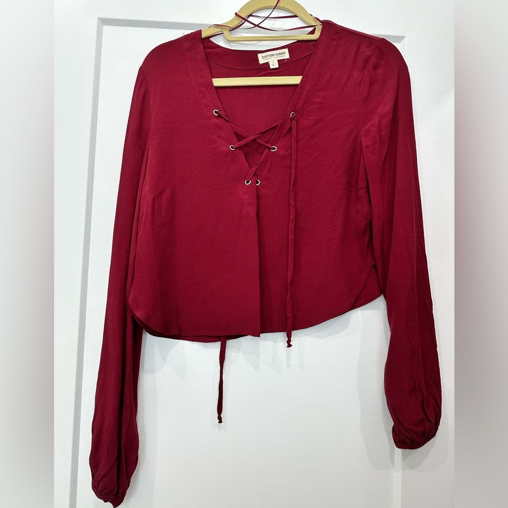 Cotton candy burgundy long sleeve lace up crop top